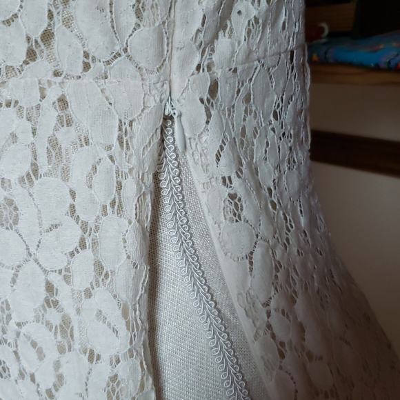 HEARTSOUL LACE TOP MED - Picture 5 of 10